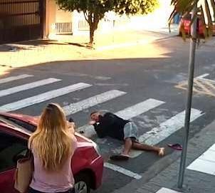 巴西男子持枪劫持学校 被孩子母亲击毙
