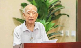 96岁的中国地学专家冯增昭：“号脉”山川，研究“沧海桑田”