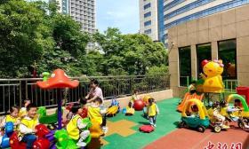教育部：普惠性幼儿园在园幼儿比例升至89.55%