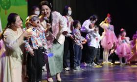 “星星唱”世界孤独症日音乐会在信息科大举办，30余名孩子登台
