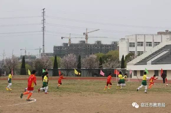 2017年宿豫区“区长杯”中小学生校园足球联赛开幕3.jpg