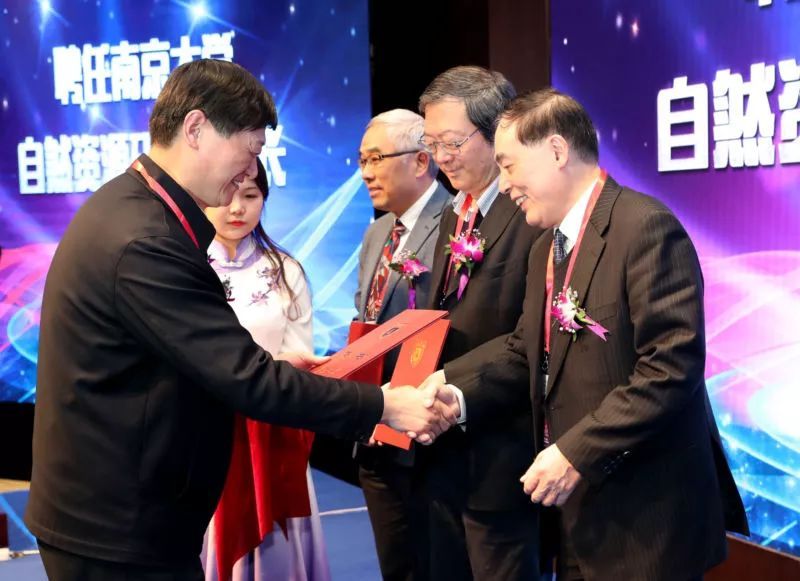 南京网络教育有声小说在线收听网,已完本玄幻小说排行榜,怎样写网络小说