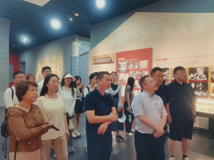 中國傳媒大學“行讀中國”暑期社會實踐團隊走進河北武安