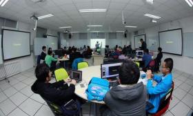一堂让人无法分神的大学物理课