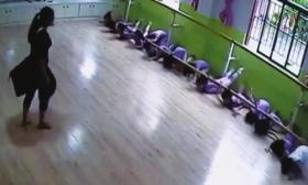 培训室练功横杆脱落 3名儿童下巴受伤缝针