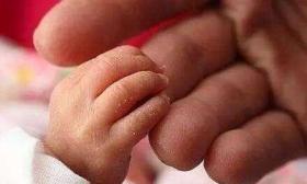 大二女生产子后勒死藏宾馆床下 自己照常到校上课