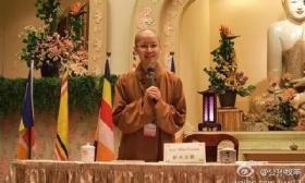 女僧人超强英语口译惊艳 被赞最正宗佛系英文