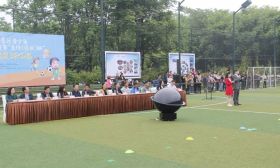 景区“主任杯”校园足球比赛在宋夹城开幕