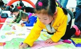 幼儿园“小学化”现象缘何愈演愈烈：大环境如此，家长也无奈