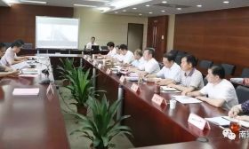 南通副市长吴永宏调研南通教育