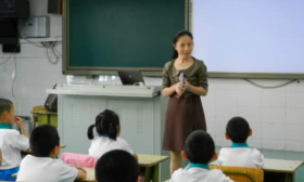 小学老师班级群公布考试，看到学生名单时，玻璃心家长坐不住了