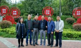贵阳教师集体性侵疑云：27年前女生控诉遭33次强奸