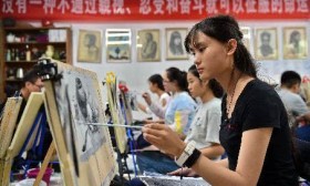 艺术升APP负责人：对系统瘫痪惭愧 “加钱加急”和报名没关系