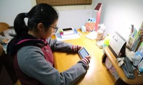 我市网络同步助学工作成效显著