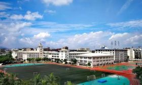 某地区试点“五四制”改革：小学五年，初中四年，你怎么看？