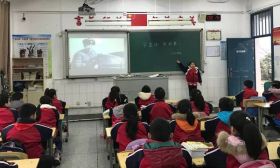美琪学校：学雷锋，我们在行动！