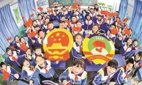 “中小学生减负”“增加写字课”……这9个网民热议的两会教育提案，您最关注哪个? | 两会关注