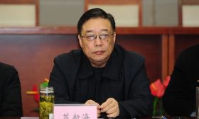 芮新海履新泰州市教育学会会长