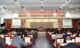 泰州教育人如何贯彻落实全国两会精神，点进来……