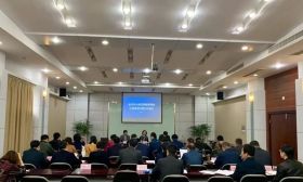 重拳出击！泰州对在职教师有偿补课“零容忍” 