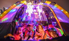 真羡慕！南京这所小学把课堂搬到了“星空下”