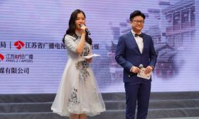 我为祖国读首诗：南京校园里的一场春日文化盛宴 
