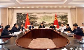 江苏省召开会议：按照规律要求推进教育改革发展 