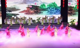 就在昨天，无锡20所学校114名学生轰动了北京