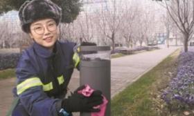 90后大学生成“黄浦最美环卫工”，她用5个版本PPT宣传垃圾分类