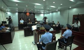 “男子20年后打老师”案一审宣判 被判有期徒刑一年六个月