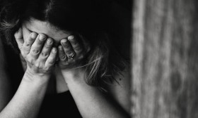 印度23名高考生成绩“不合格”自杀，评分公司：分打错了对不起