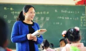 教师真的工资低？不同地区差距大，网友：整体工资高，素质不高