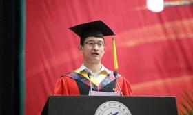 山东贫困学生保送进北大，美国深造学成归国，成北航最年轻博导