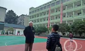 这个学校三年级才开数学课，但成绩却更好！可惜四年后被叫停… 