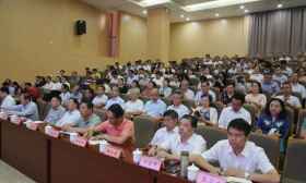 市教育局举行“教育报国守初心、立德树人担使命”主题党课 