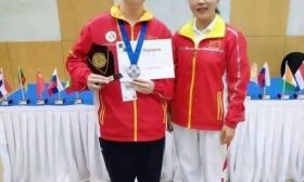 15岁高中生登顶亚洲第一！他的考试诀窍太……扎实了 