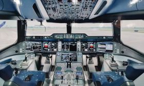 校园风铃丨扬州市首家校园航空科技馆开馆仪式在育才西区校举行 