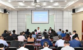 泰州市市直学校食堂及劳服中心财务收支审计进点会召开 