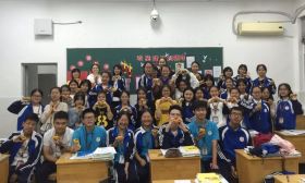 通大附中：柿子熟了！