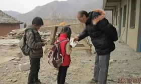 孙宁生：云贵两地支教8年，他用爱为山区贫困孩子引路