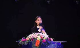 南外仙林初高中女生双双得第一