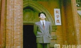 母亲向北大博士后儿子要钱 却被挂电话20年不联系 被找到后这样回应……