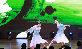 镇江市教职工文艺展演精彩上演