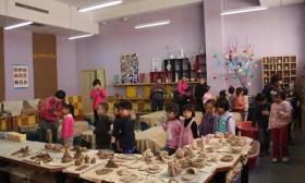 孩子被幼儿园老师打，家长反过来暴打老师！孩子在幼儿园到底该怎么保护自己？