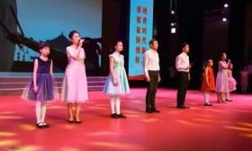 南通召开小学“学科德育”现场推进会