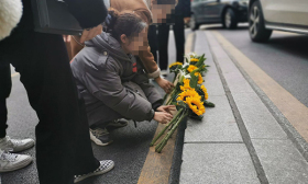重庆被砸高三艺考生：父母编藤椅供其读书，曾梦想考中传