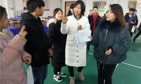 泰州市特校开展“人际交往”团体心理辅导活动