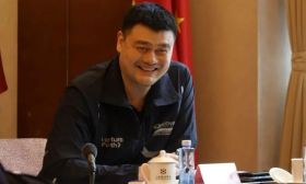 “没有体育的教育是不完整的！”姚明这句话冲上热搜
