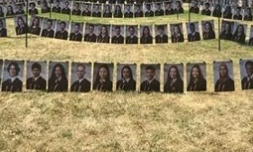 高中毕典惨变告别式！为防疫改以252张学生照片取代真人出席