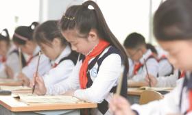 人大代表建议：中小学缩短两年，调整小学入学年龄，提高两科占比